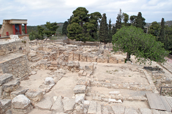 Palast von Knossos, Ausgrabungen